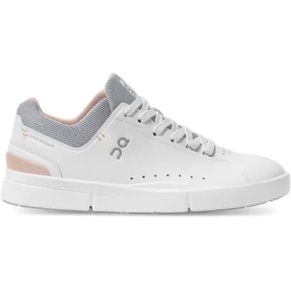 On The Roger Advantage White Rose Women’s 8